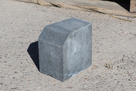 Picture of a kerb block