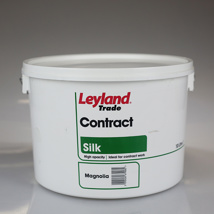 LEYLAND PAINT CONTRACT SILK MAGNOLIA 10LTR